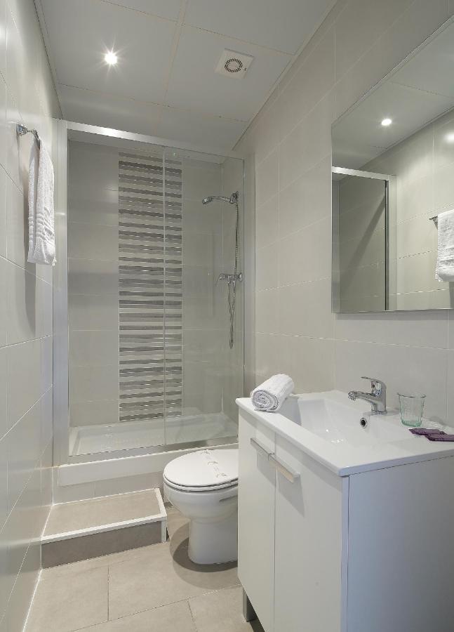 Hostal Balkonis Barcelona Kültér fotó